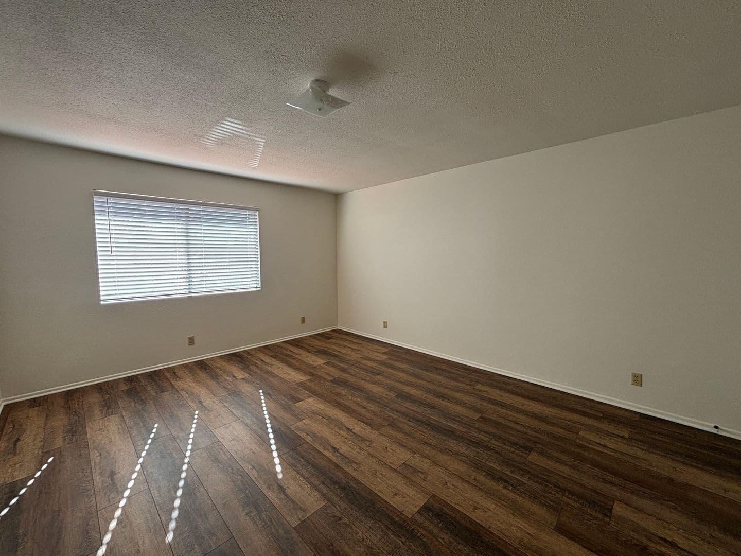 LANCASTER Apartment: 1710 WEST AVENUE J-15