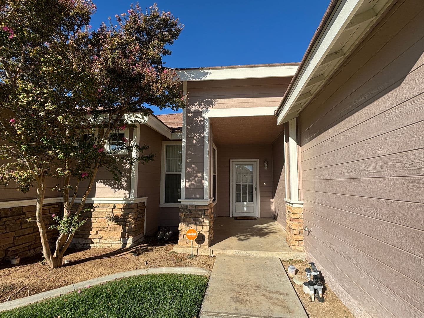 LANCASTER House: 43345 47TH STREET WEST