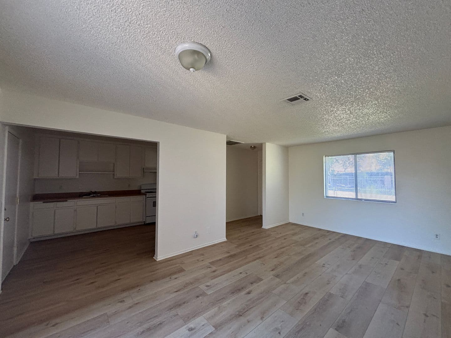 LITTLEROCK Apartment: 8723/23.5/31/31.5 EAST AVENUE U-6