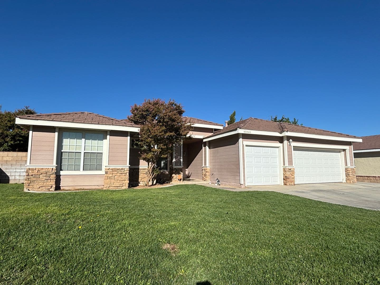 LANCASTER House: 43345 47TH STREET WEST