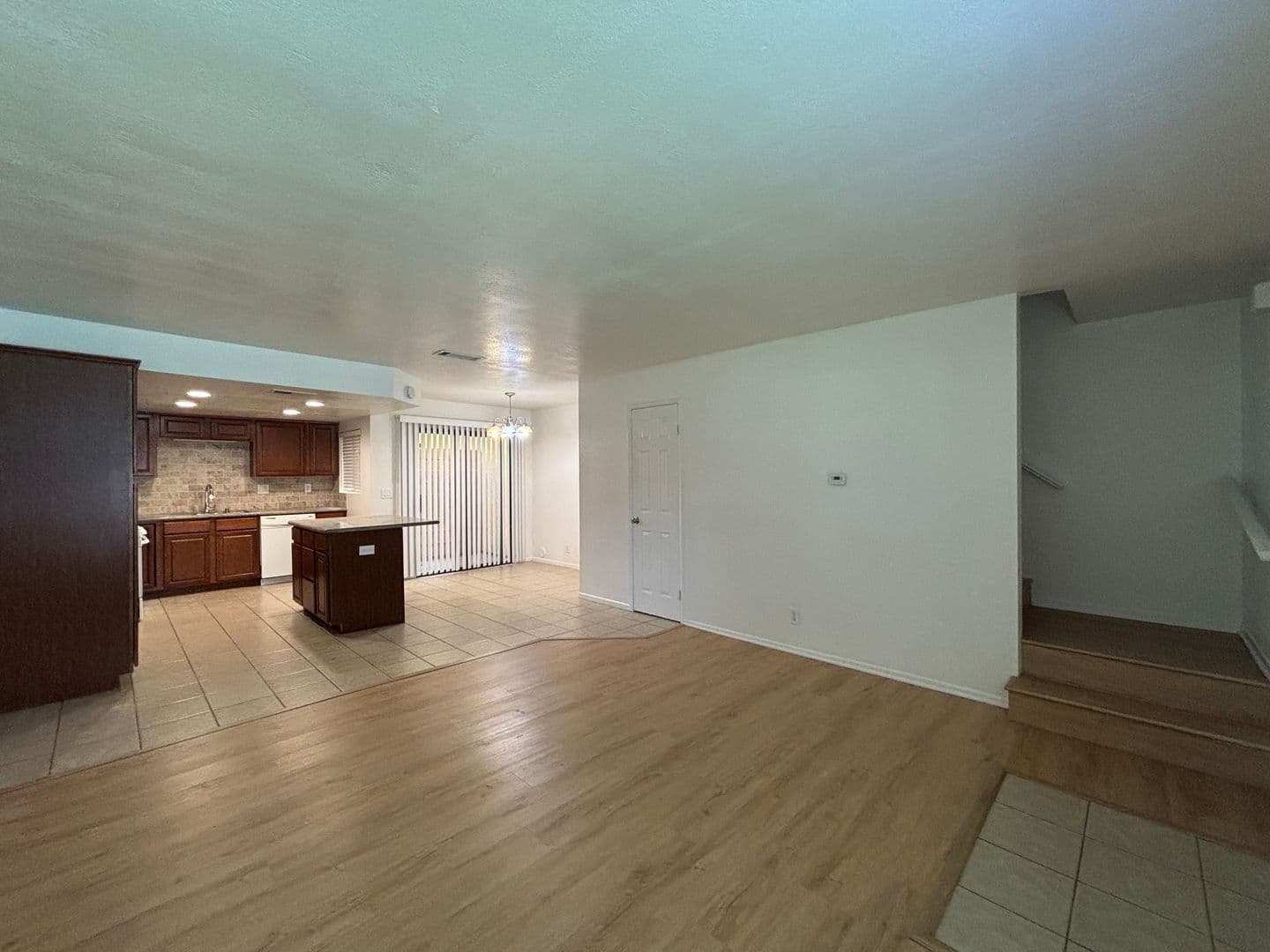 LANCASTER Apartment: 1747 WEST AVENUE J-15