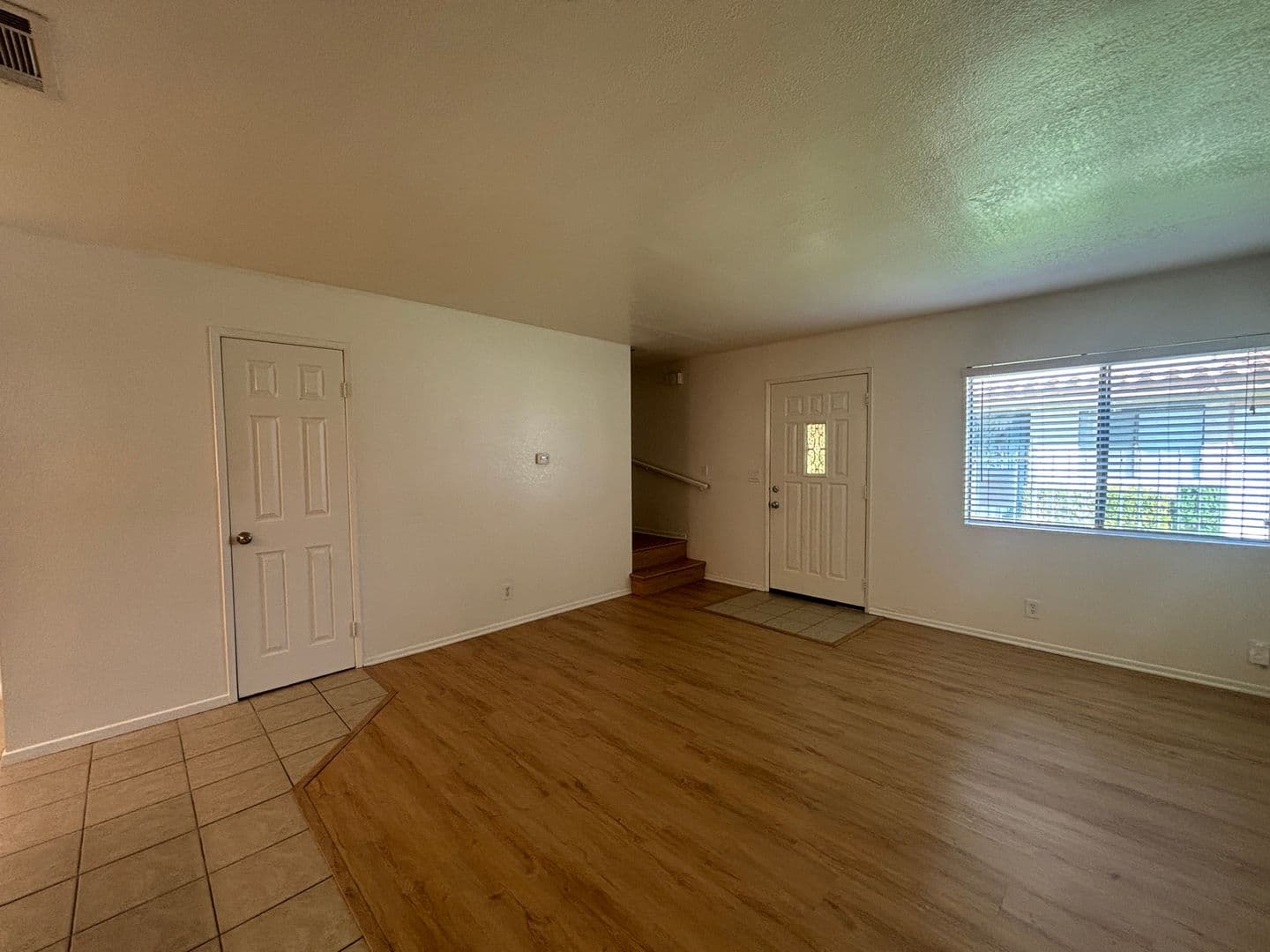LANCASTER Apartment: 1747 WEST AVENUE J-15