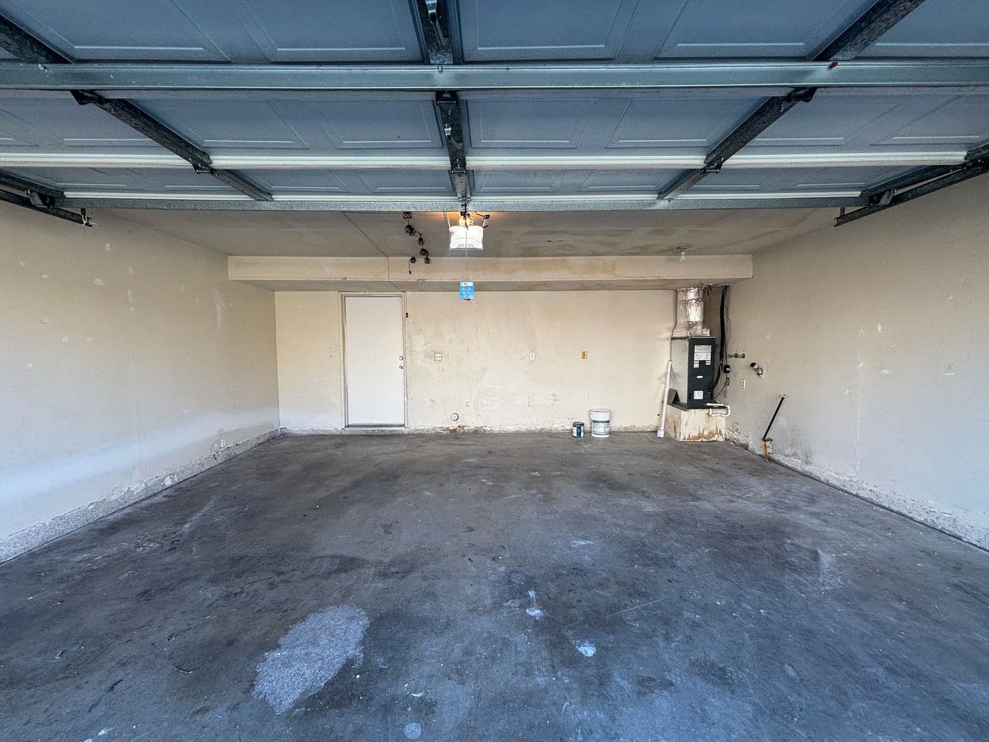 LANCASTER Apartment: 43941 18TH STREET EAST