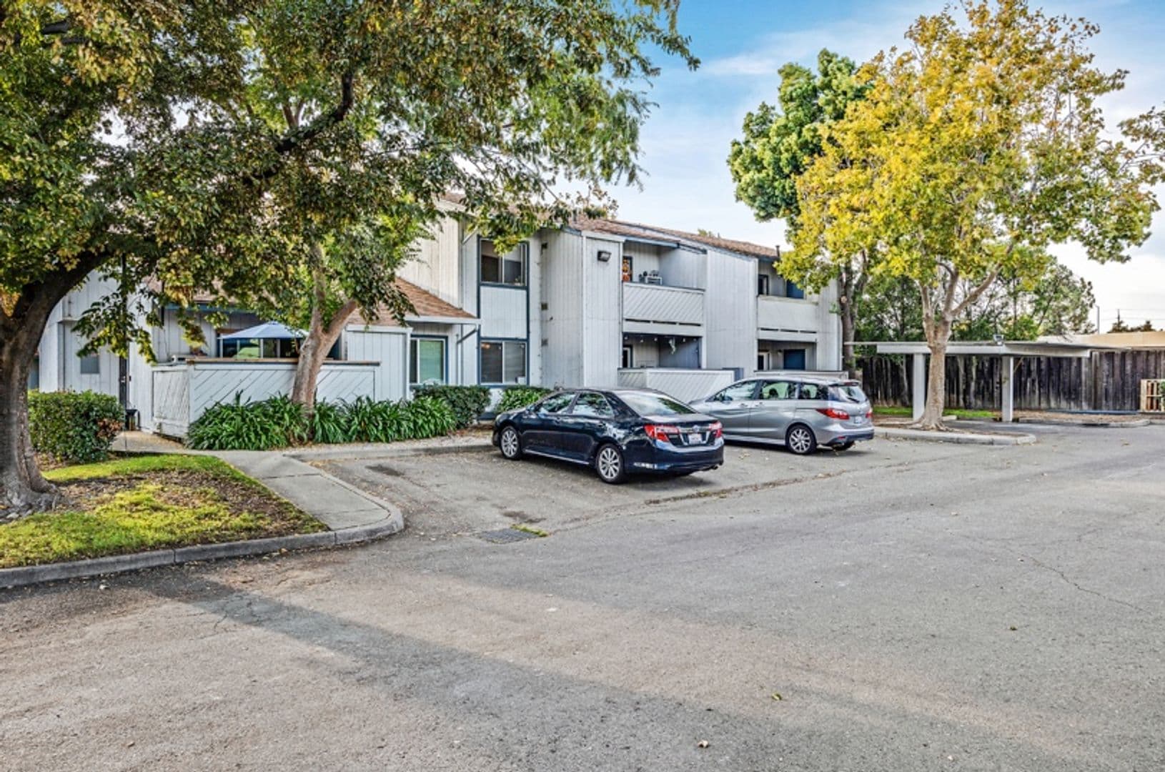 Livermore Apartment: 3624 Silver Oaks Way