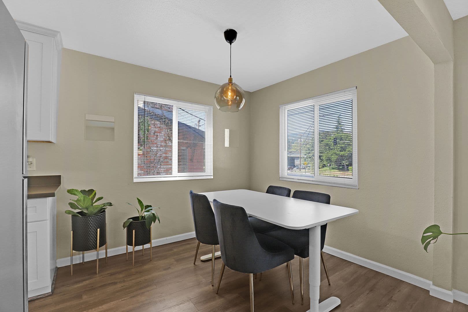 Oakland Apartment: 3554 Pierson Street