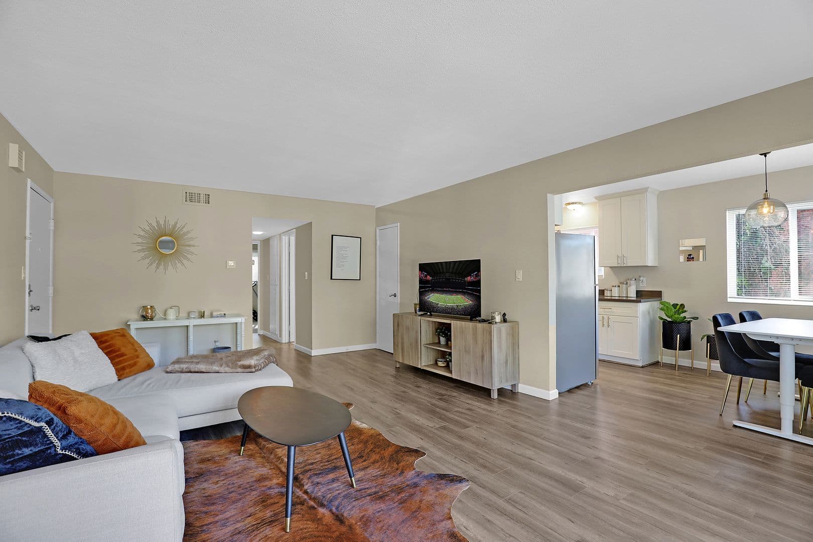 Oakland Apartment: 3554 Pierson Street