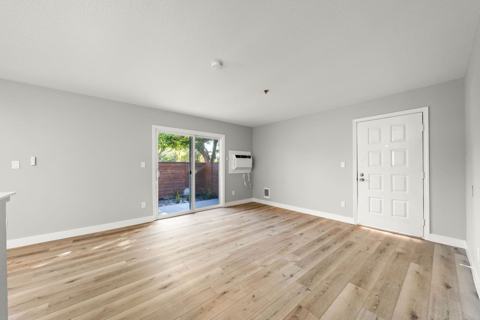 Livermore Apartment: 3624 Silver Oaks Way