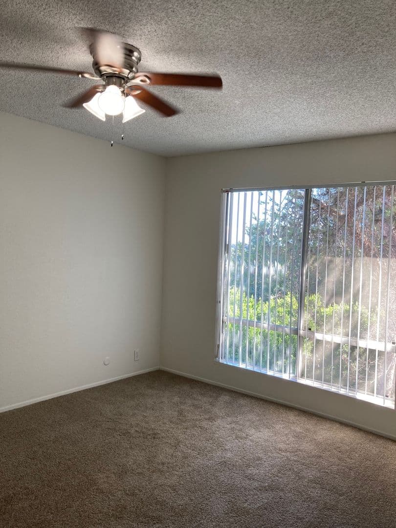 La Mesa Apartment: 5065 Thorne Dr.