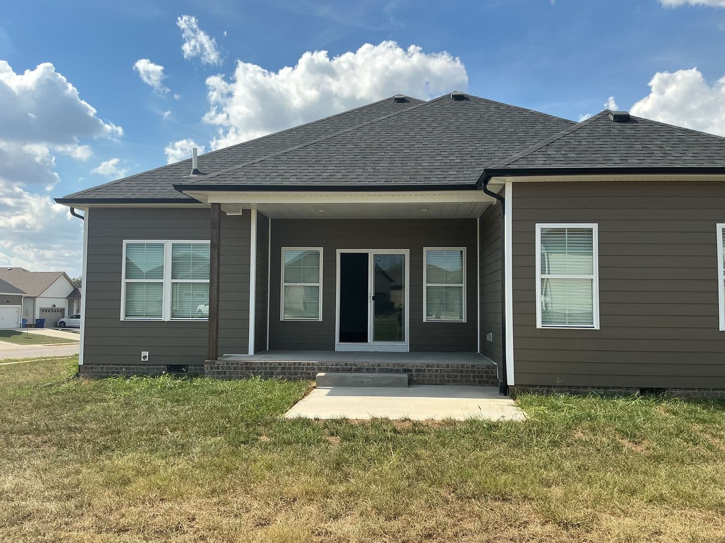 Bowling Green House: 1403 Sagecrest Ct.