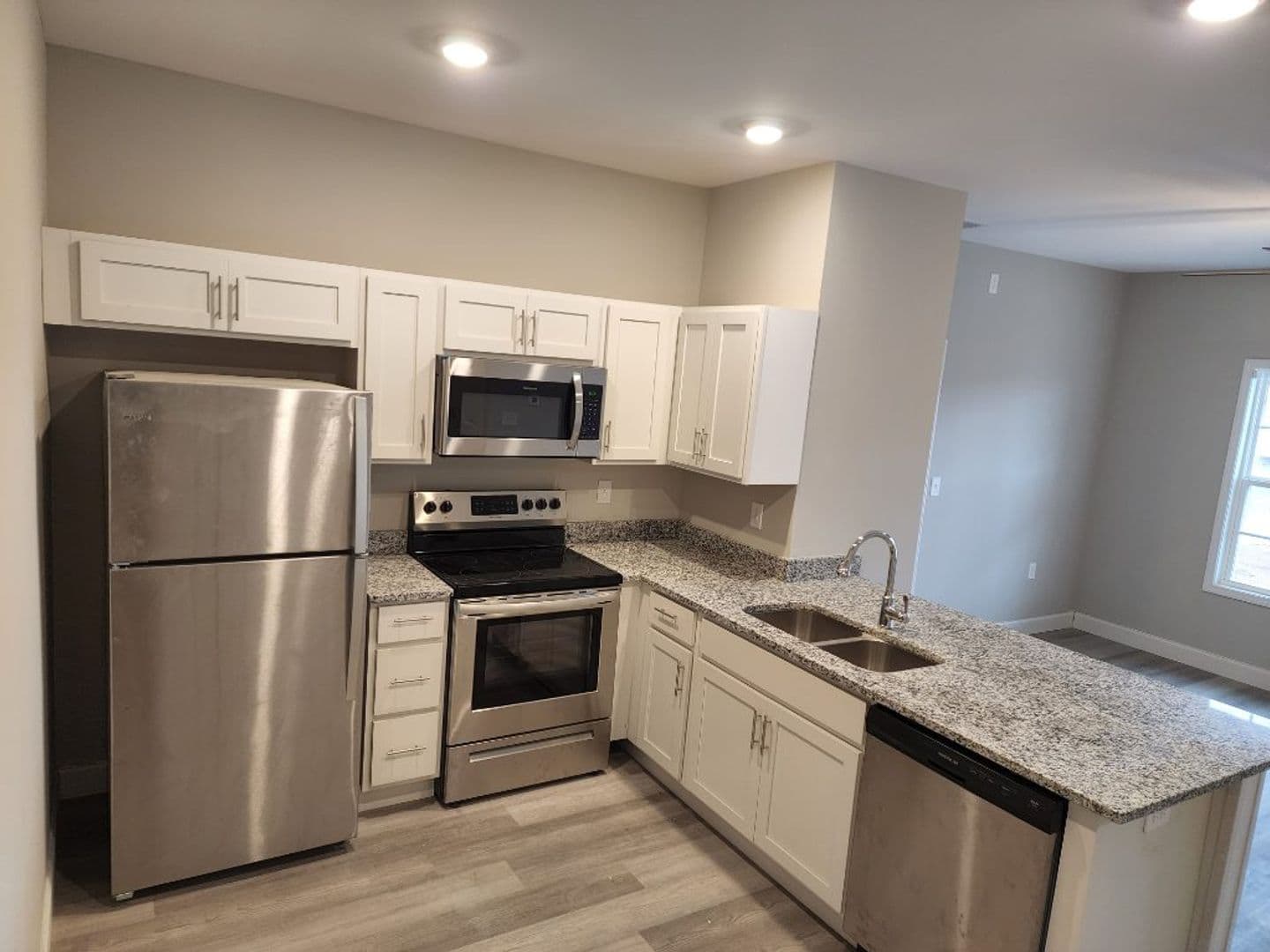Bowling Green Apartment: 2180 Prospector Ct. Bldg 34