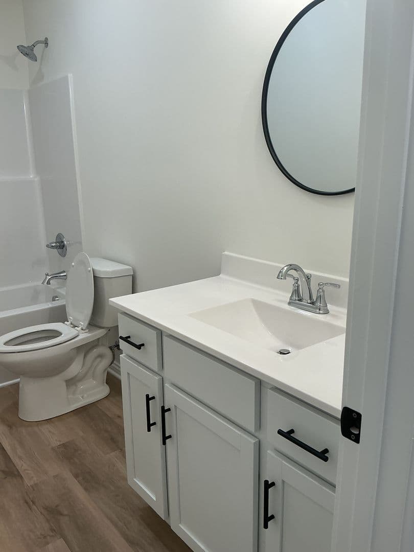 Bowling Green House: 1403 Sagecrest Ct.
