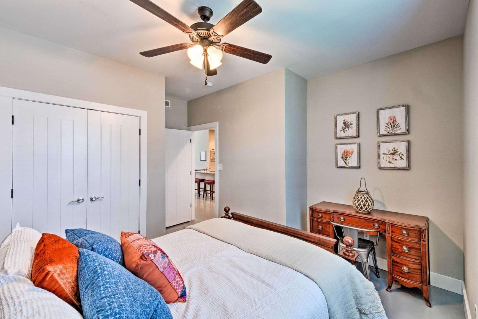 Bowling Green Apartment: 1117 GREENWOOD ALY