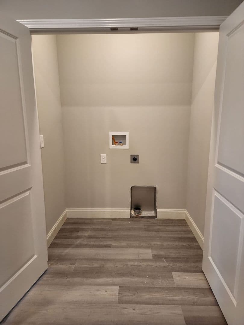 Bowling Green Apartment: 2180 Prospector Ct. Bldg 36