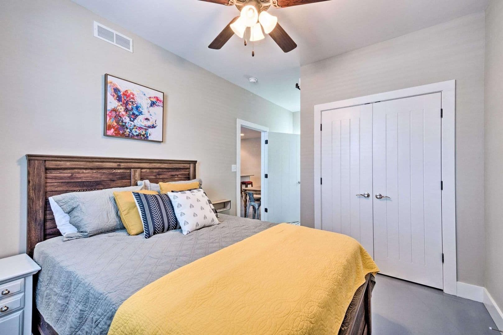Bowling Green Apartment: 1117 GREENWOOD ALY