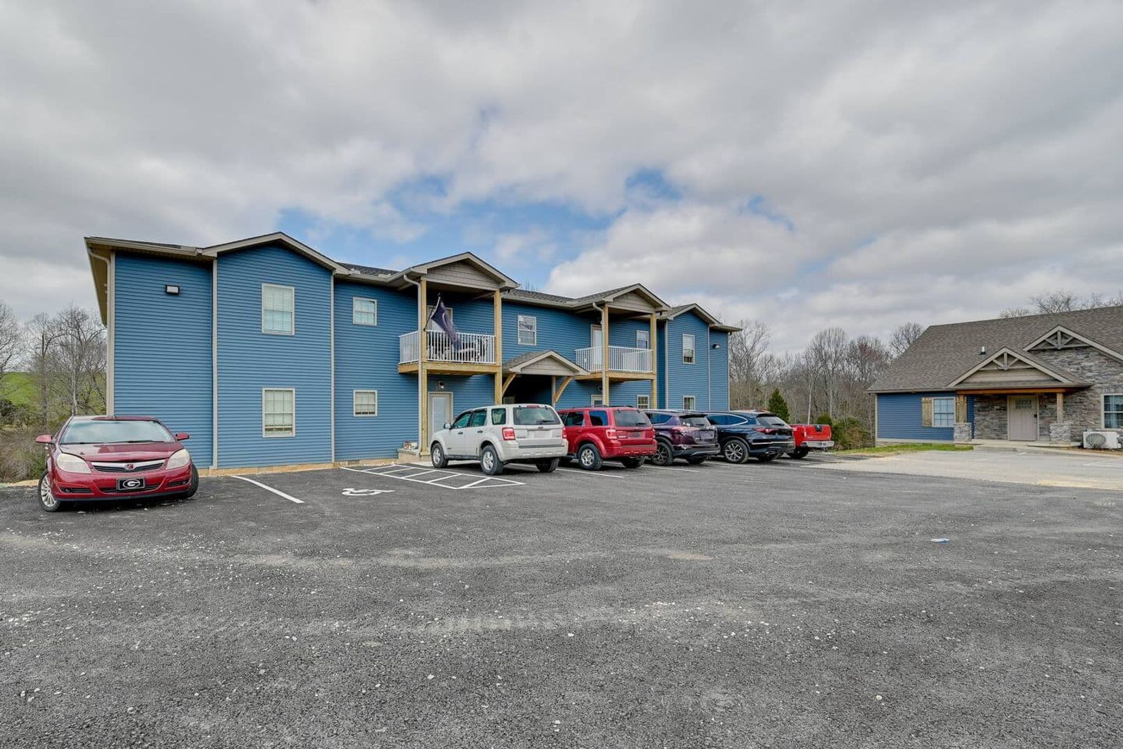 Brownsville Apartment: 4977 Veteran's Mem Hwy