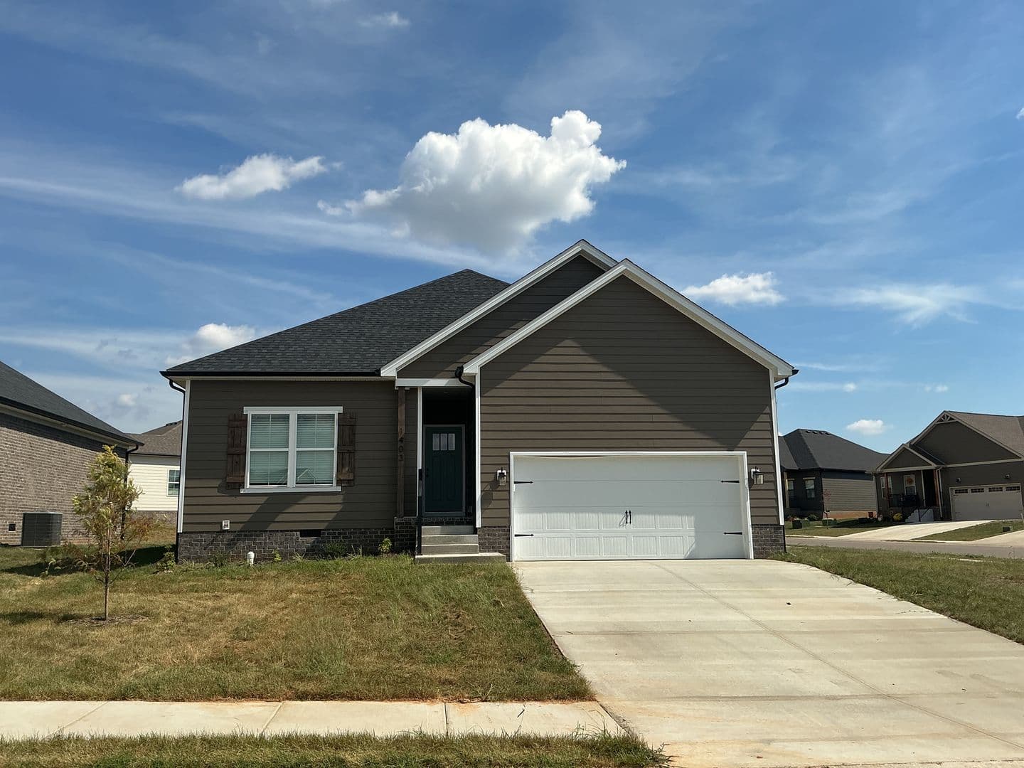 Bowling Green House: 1403 Sagecrest Ct.