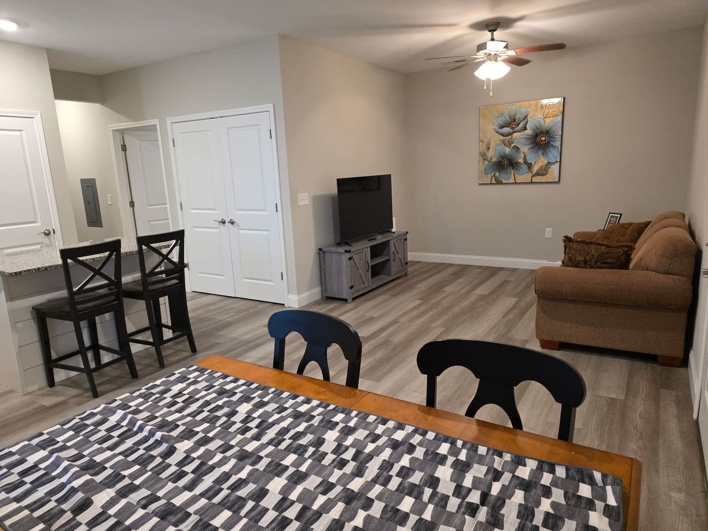 Bowling Green Apartment: 2191 Prospector Ct.