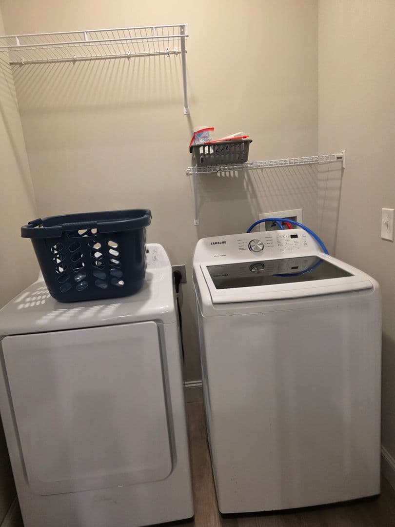 Bowling Green Apartment: 2191 Prospector Ct.