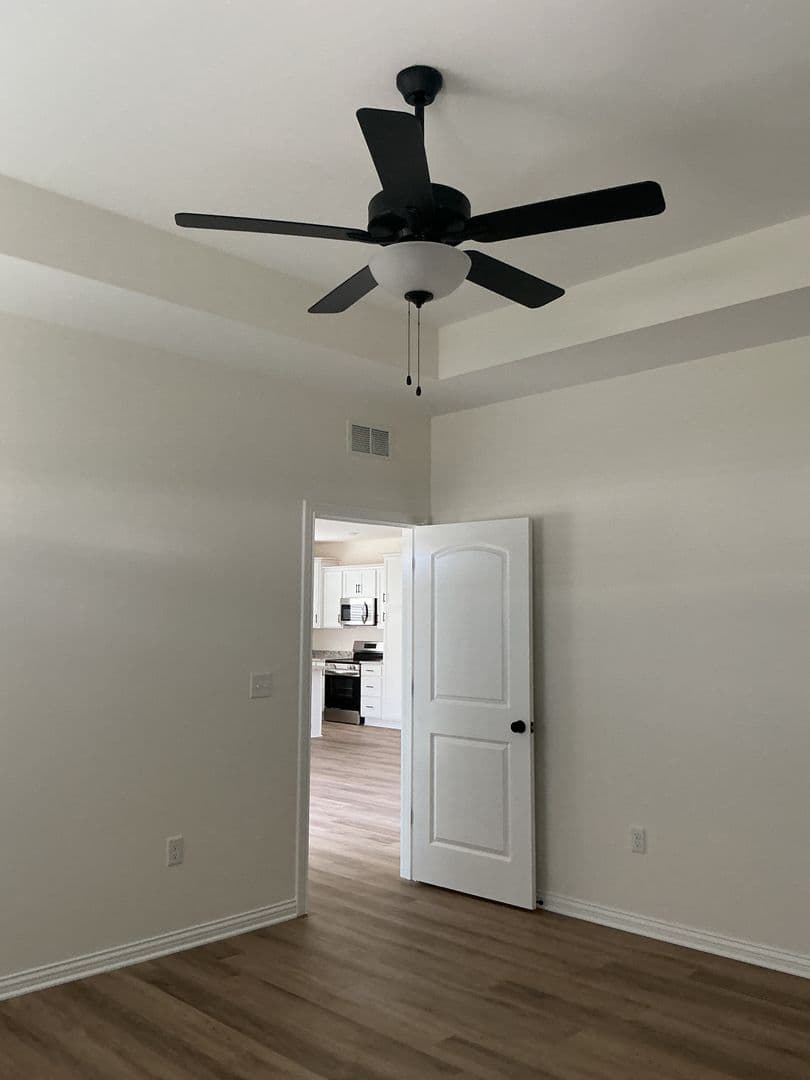 Bowling Green House: 1403 Sagecrest Ct.