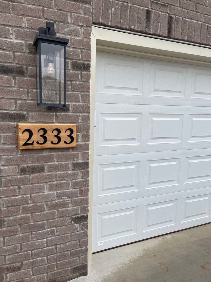 Bowling Green House: 2333 Trenton Lane