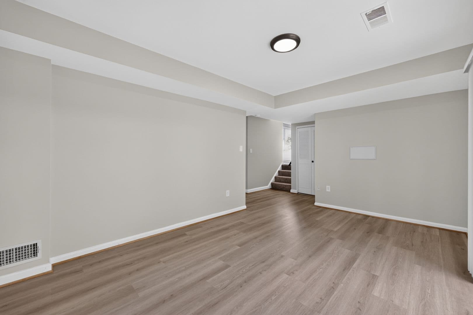 Fairfax House: 4898 Wheatstone Dr.