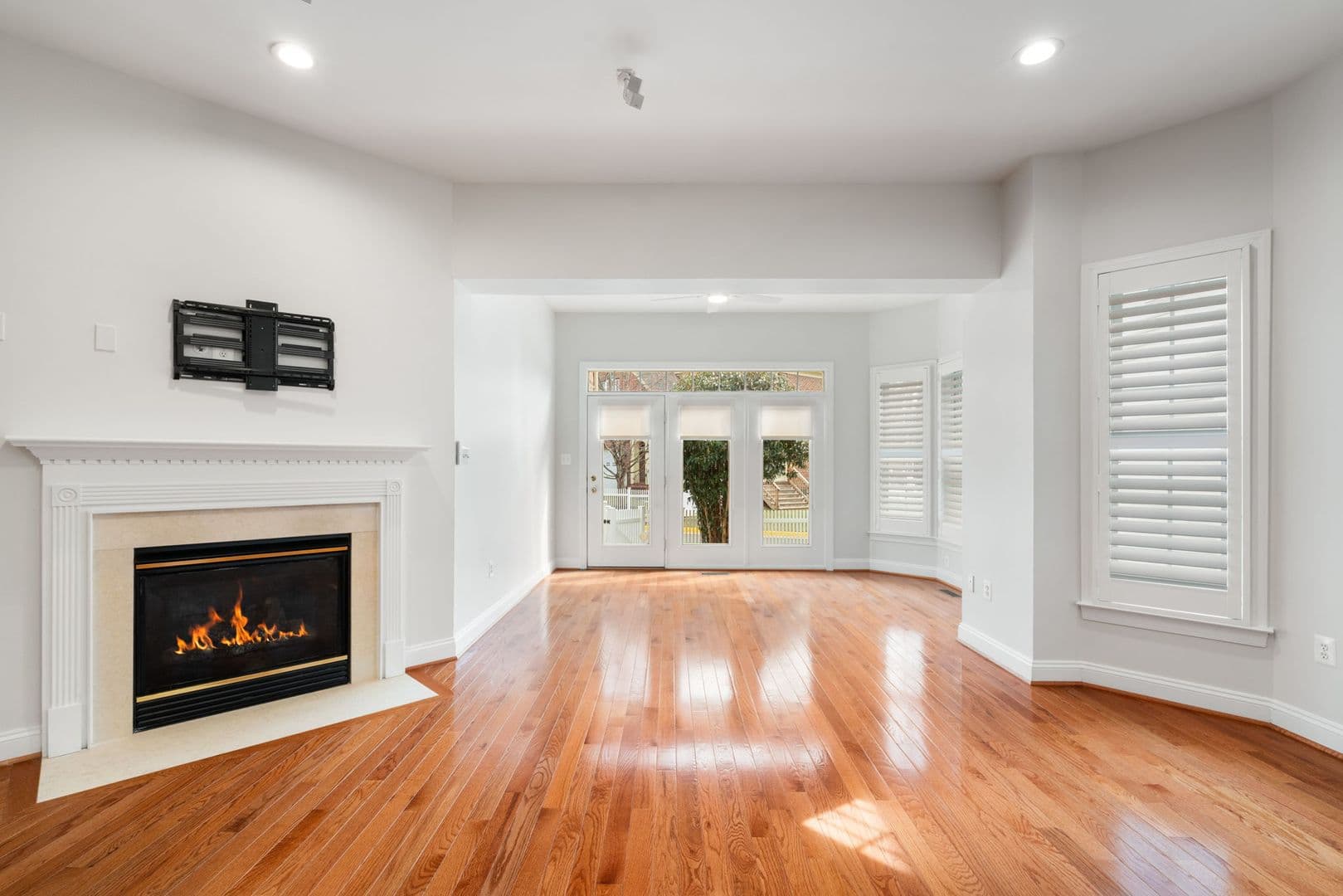 Fairfax House: 9185 Topaz Street