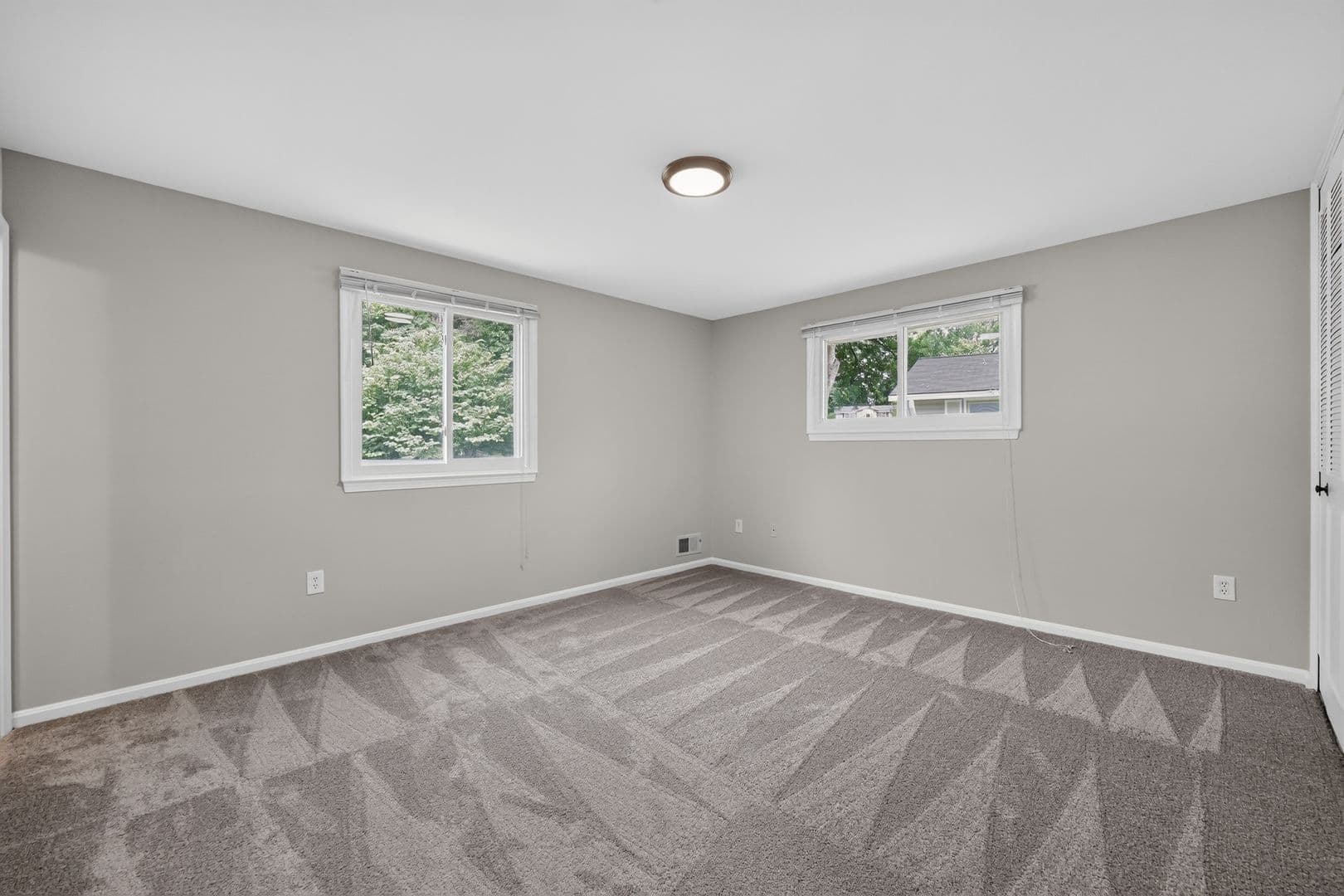 Fairfax House: 4898 Wheatstone Dr.