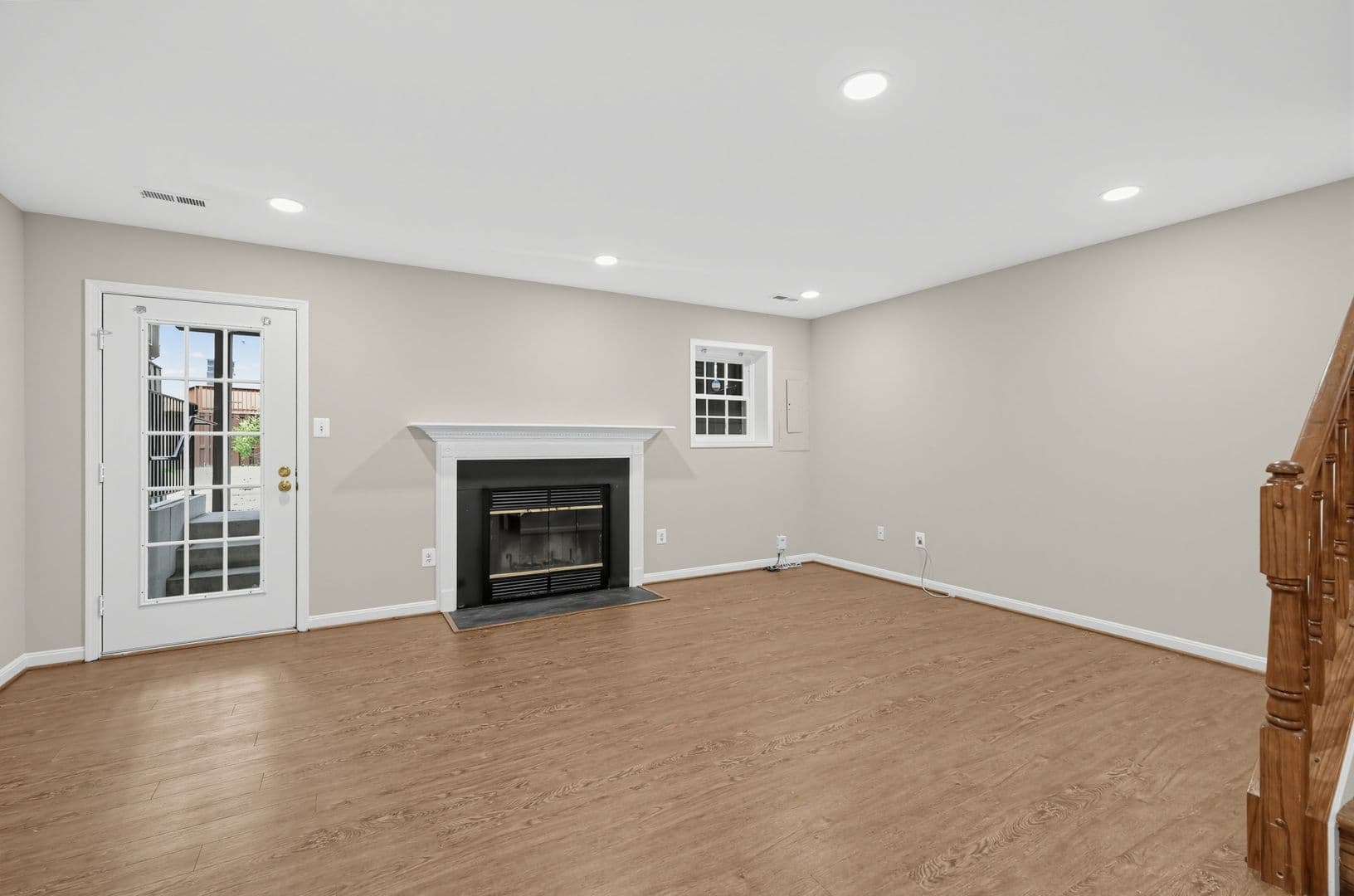 Springfield House: 8893 Eagle Rock Ln