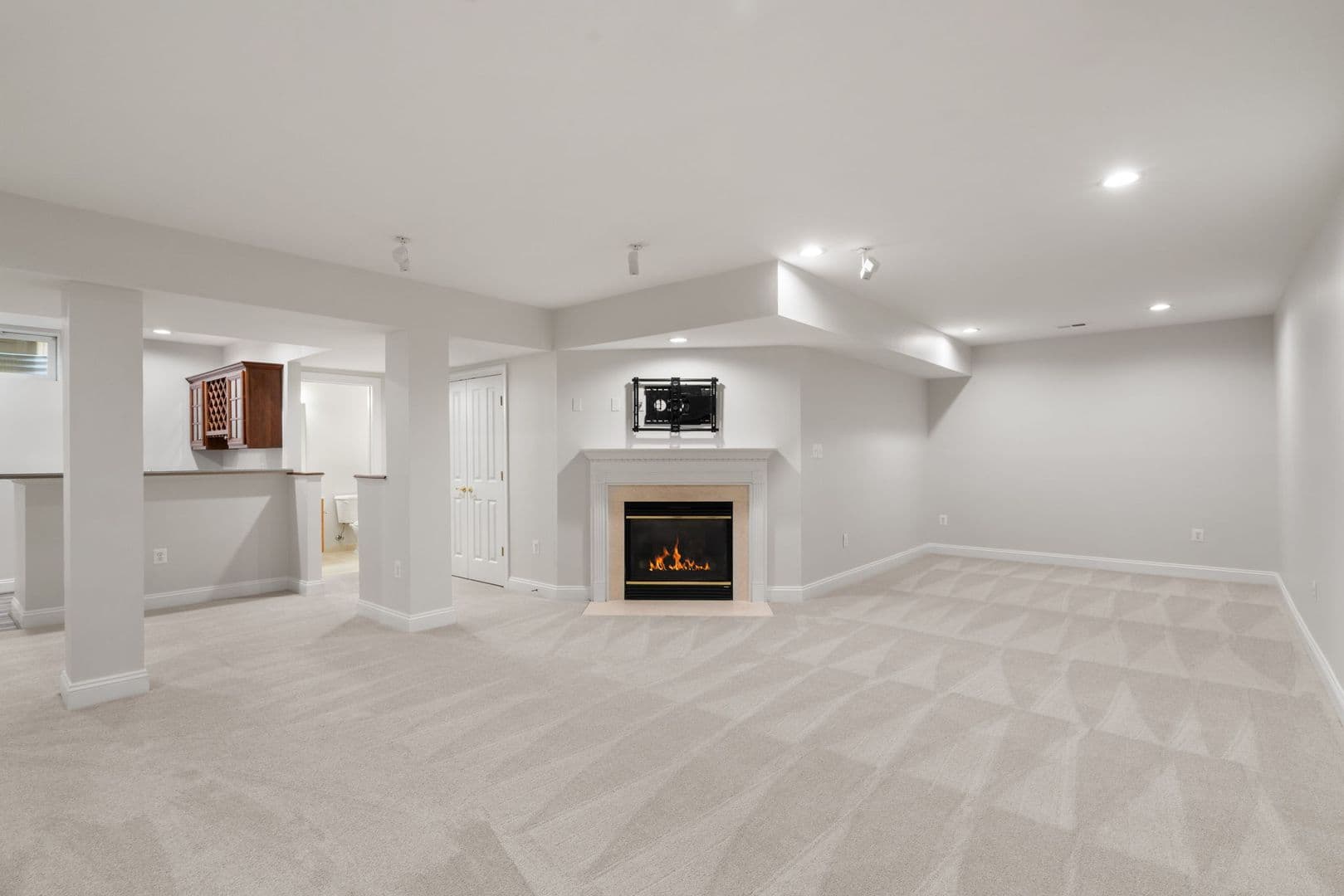 Fairfax House: 9185 Topaz Street