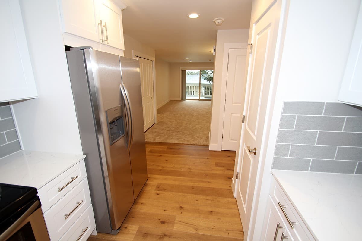 Bellevue Condo: 12840 SE 40th CT