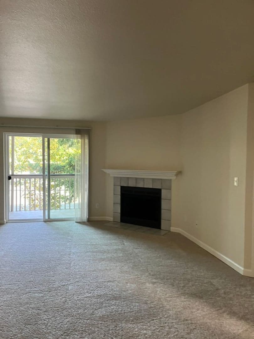Kirkland Apartment: 11240 NE 132nd St