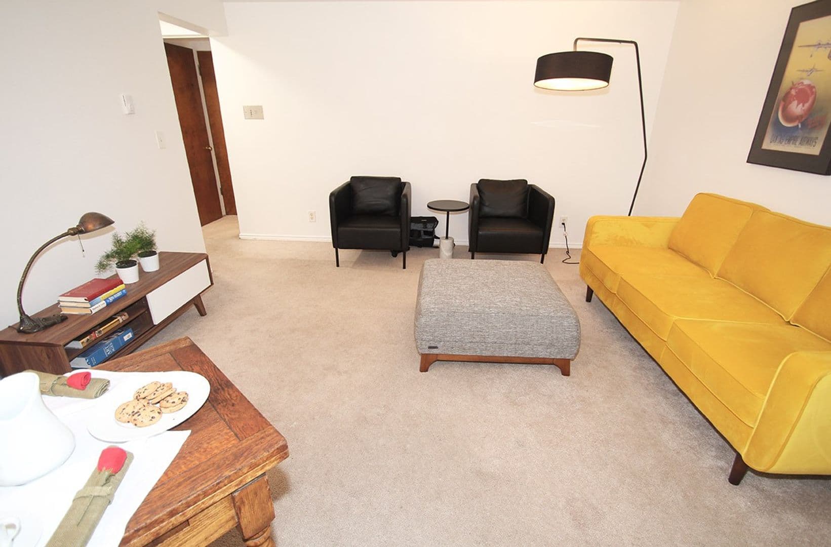 Seattle Apartment: 2401 NW 63rd ST
