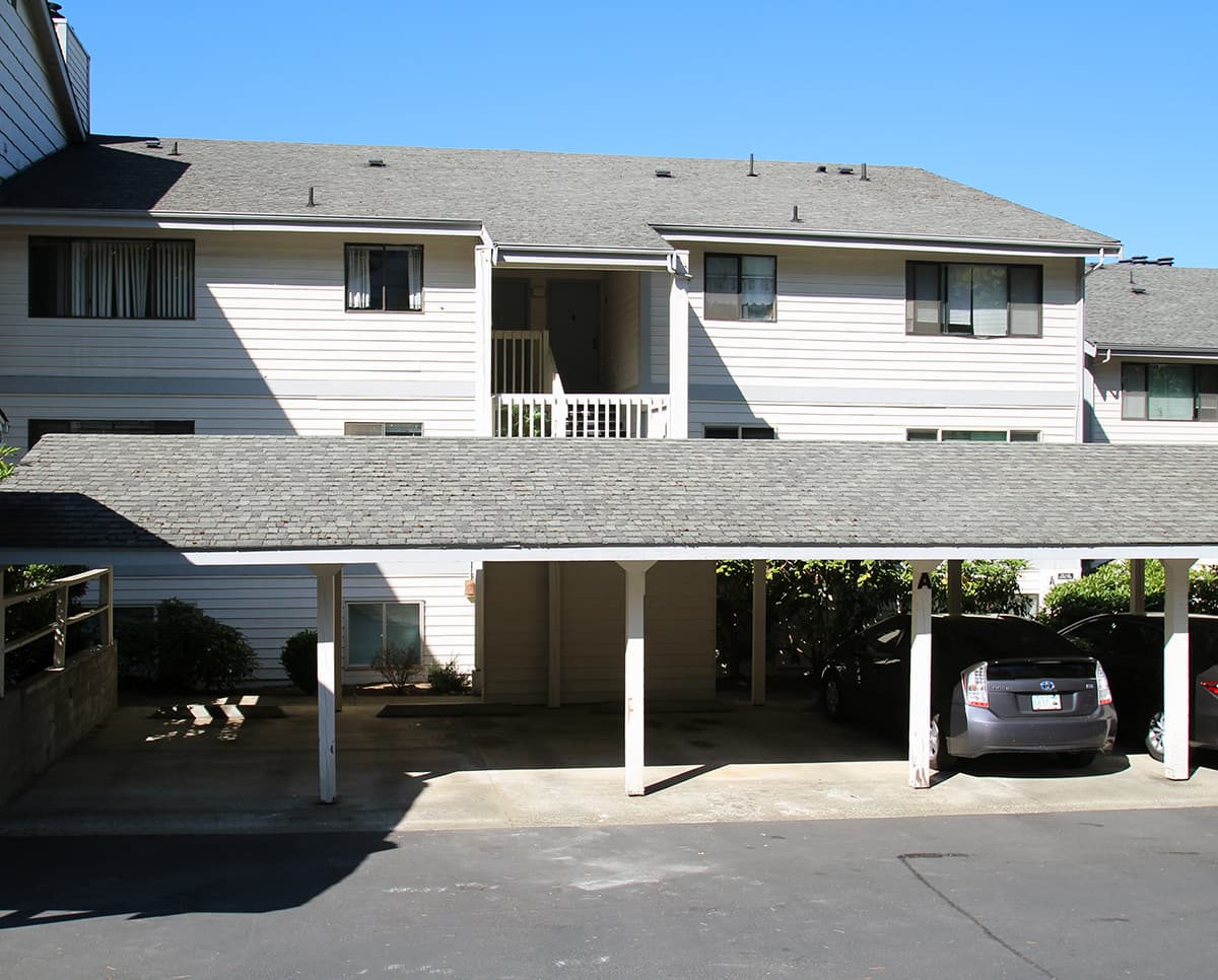 Bellevue Condo: 12840 SE 40th CT
