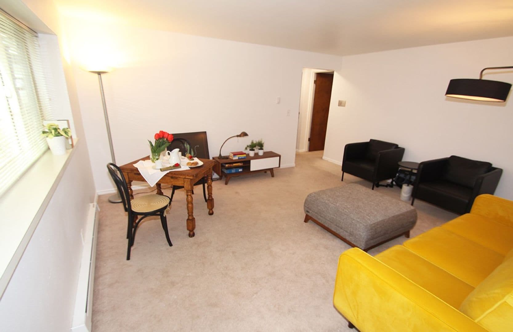 Seattle Apartment: 2401 NW 63rd ST