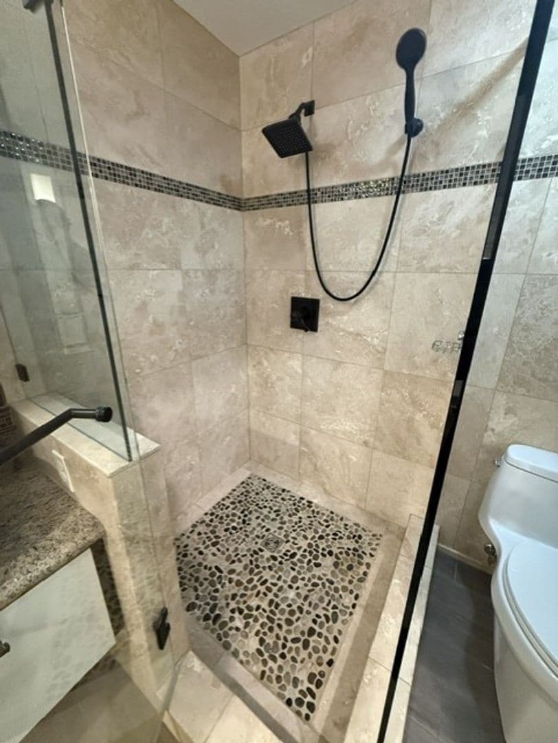 Bothell House: 17614 28th AVE SE
