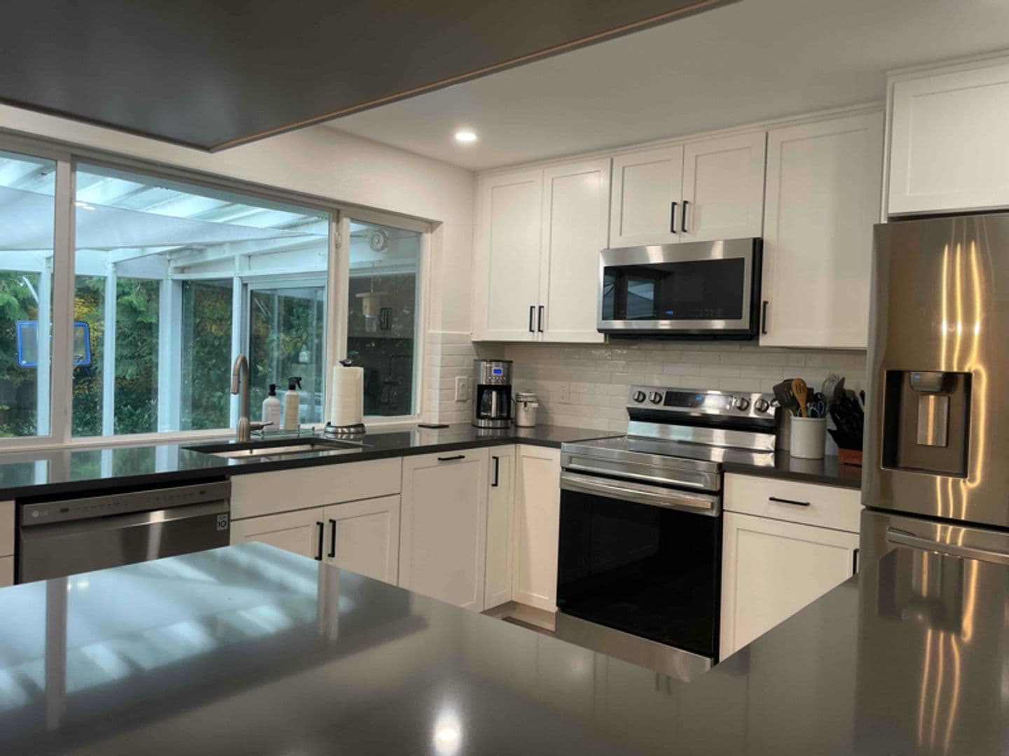 Kirkland House: 12642 NE 109th St