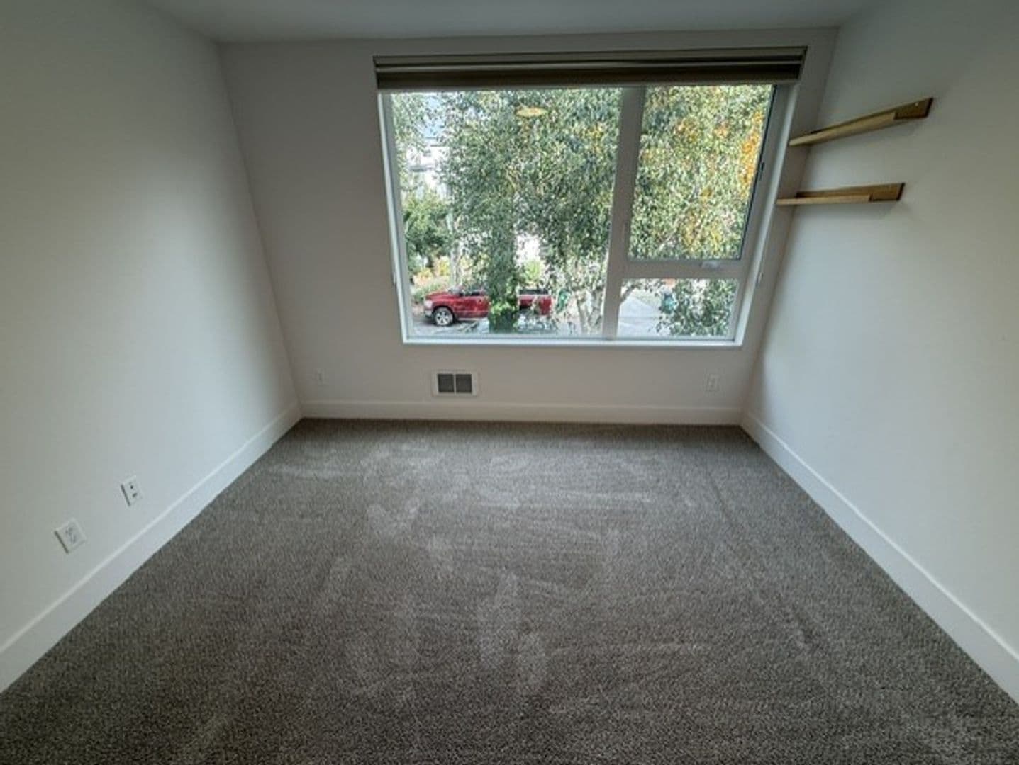 Seattle Townhome: 2213B NW 63rd St