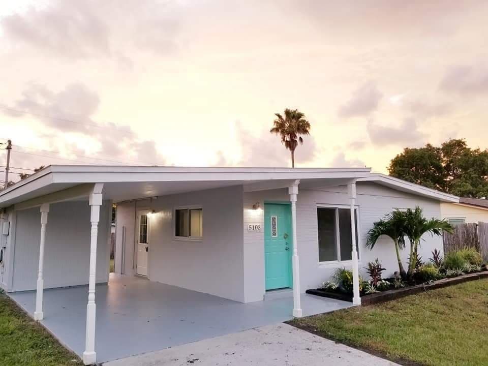 NEW PORT RICHEY House: 5103 GRAND BOULEVARD