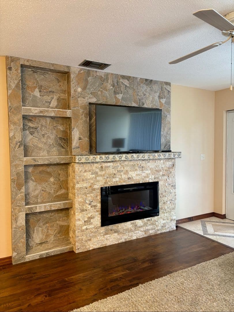 HOLIDAY Condo: 4355 TAHITIAN GARDENS CIRCLE UNIT D