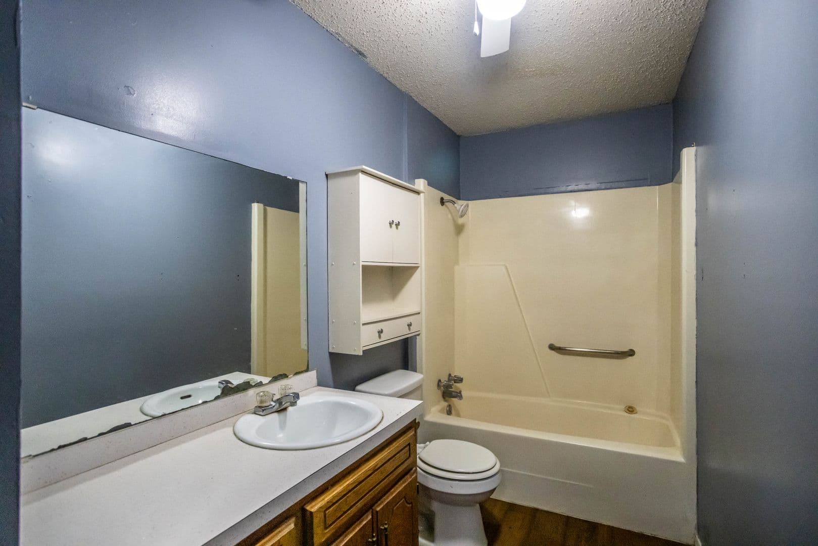 Weatherford House: 415 W. Franklin