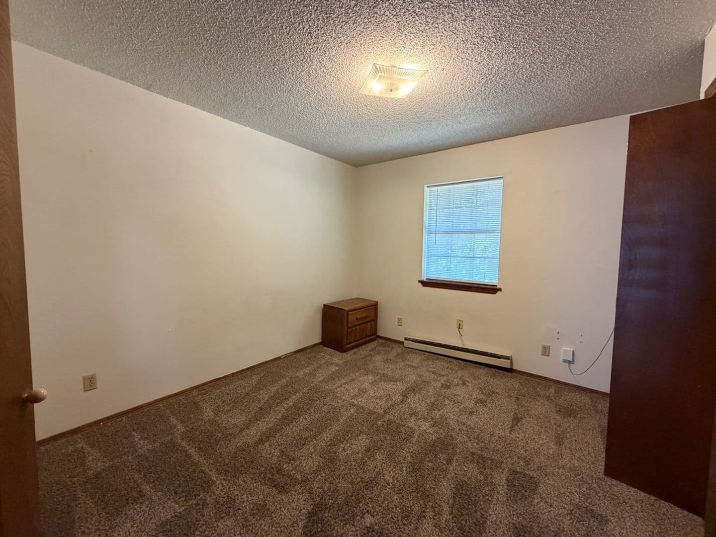Weatherfrod Apartment: 301 E. Kee