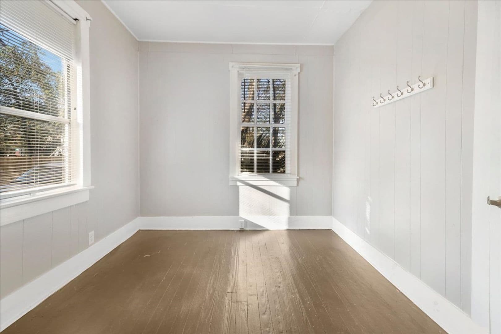 Savannah Apartment: 1708 Lennox Court