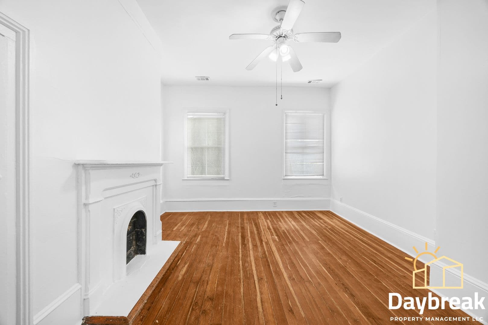 Savannah Apartment: 112 E Anderson Street