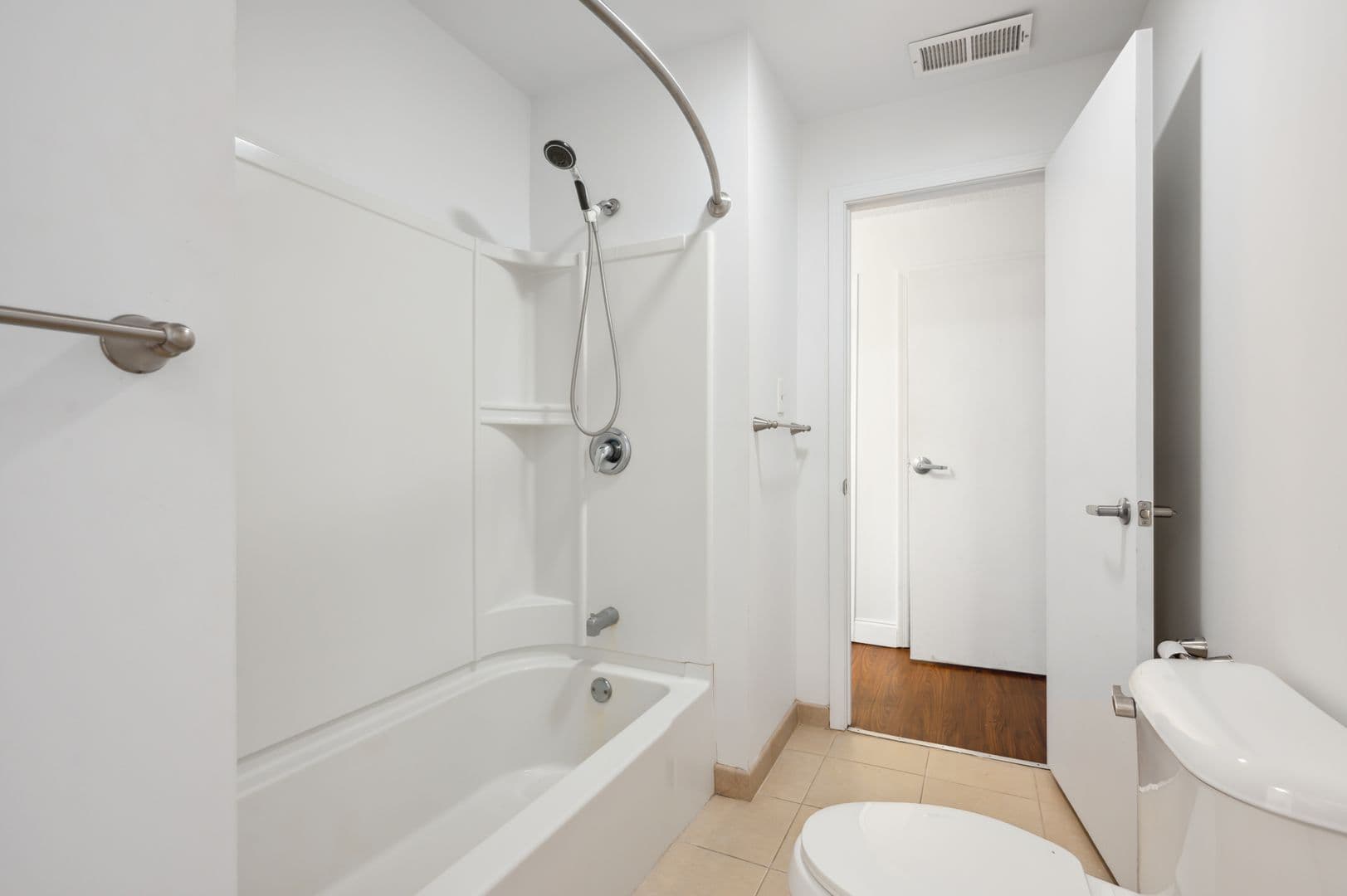 Savannah Apartment: 12220 Apache Avenue