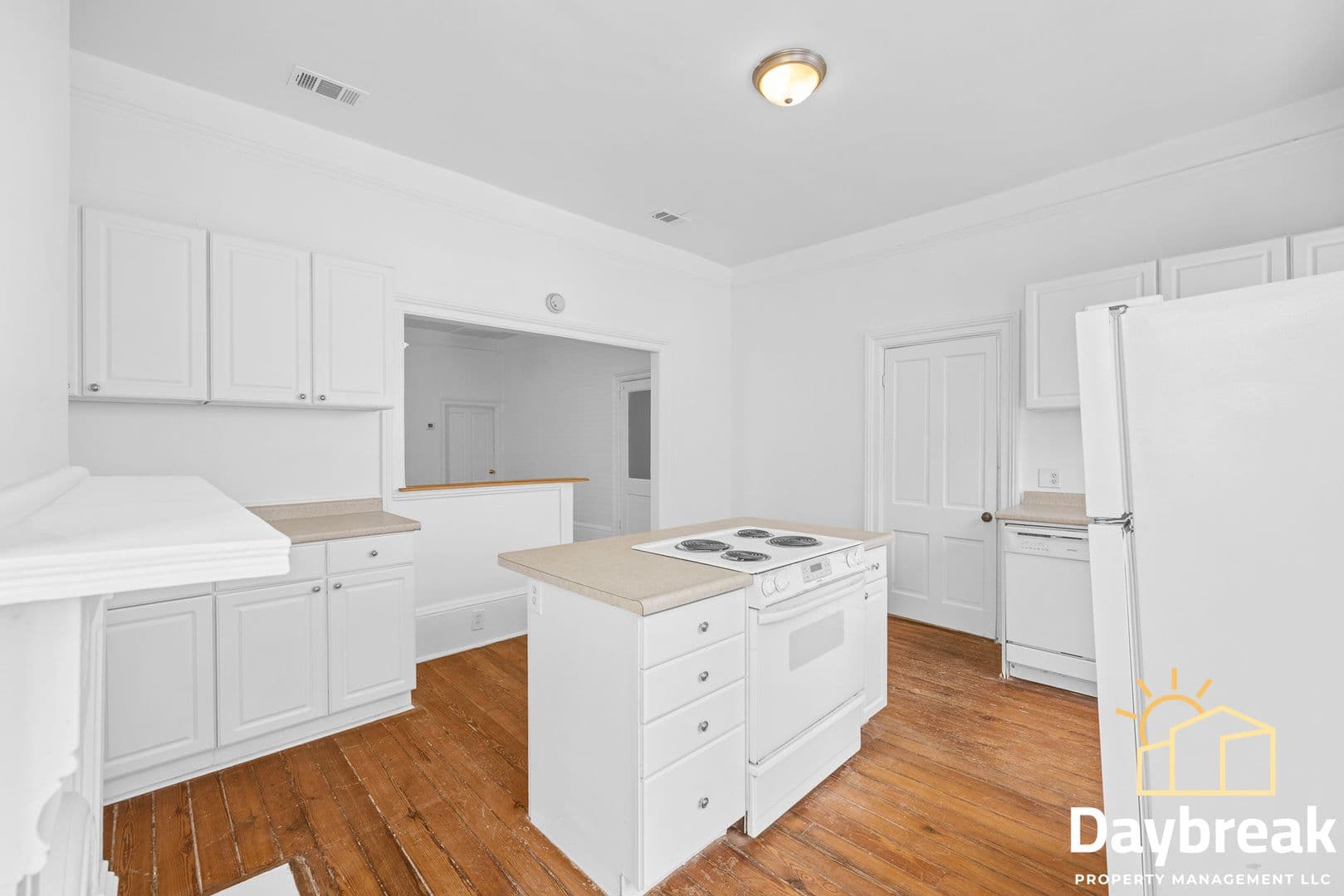 Savannah Apartment: 112 E Anderson Street