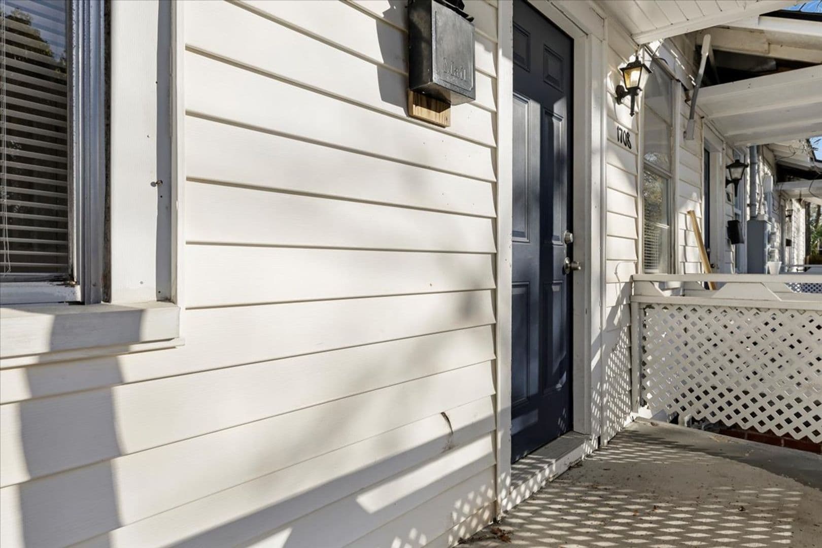 Savannah Apartment: 1708 Lennox Court