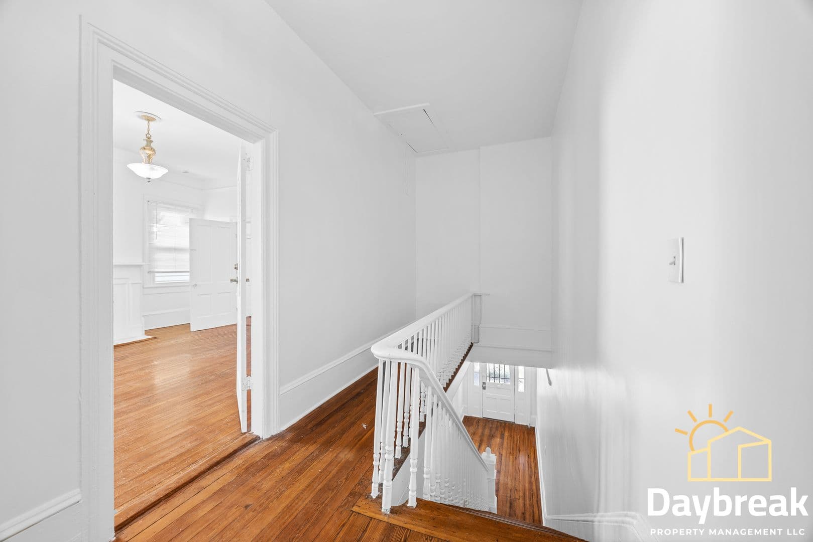 Savannah Apartment: 112 E Anderson Street
