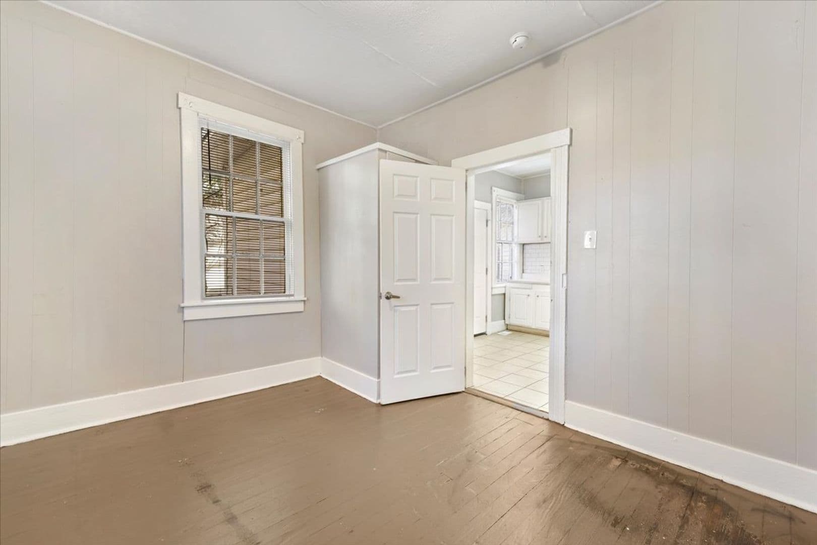 Savannah Apartment: 1708 Lennox Court