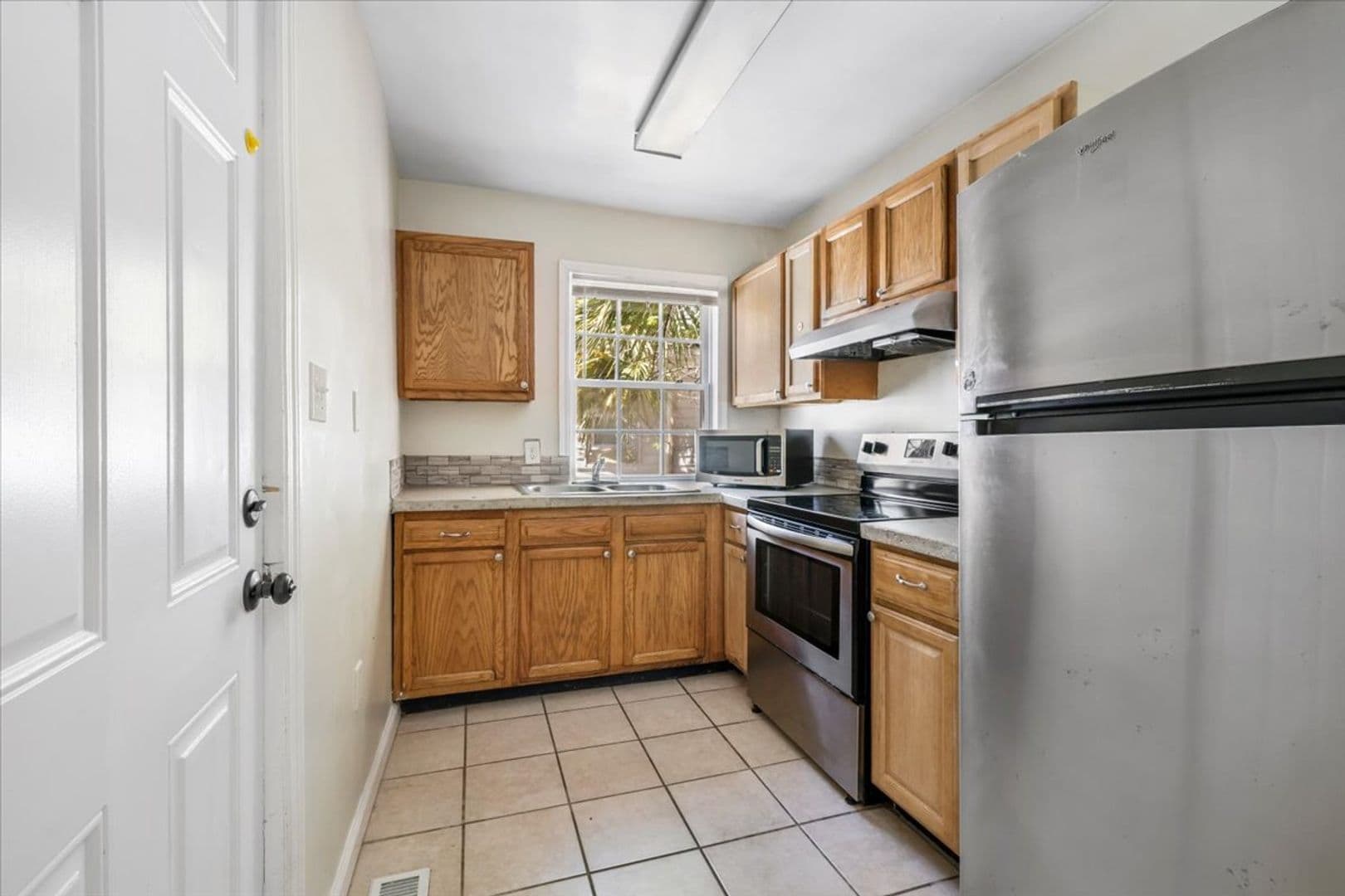 Savannah Apartment: 1709 LeGrand Street