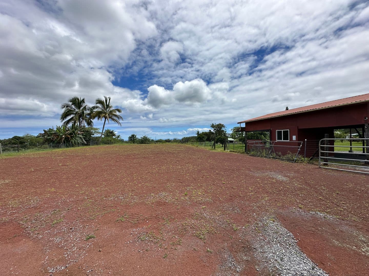 Hilo House: 1050 Ainalako RD.